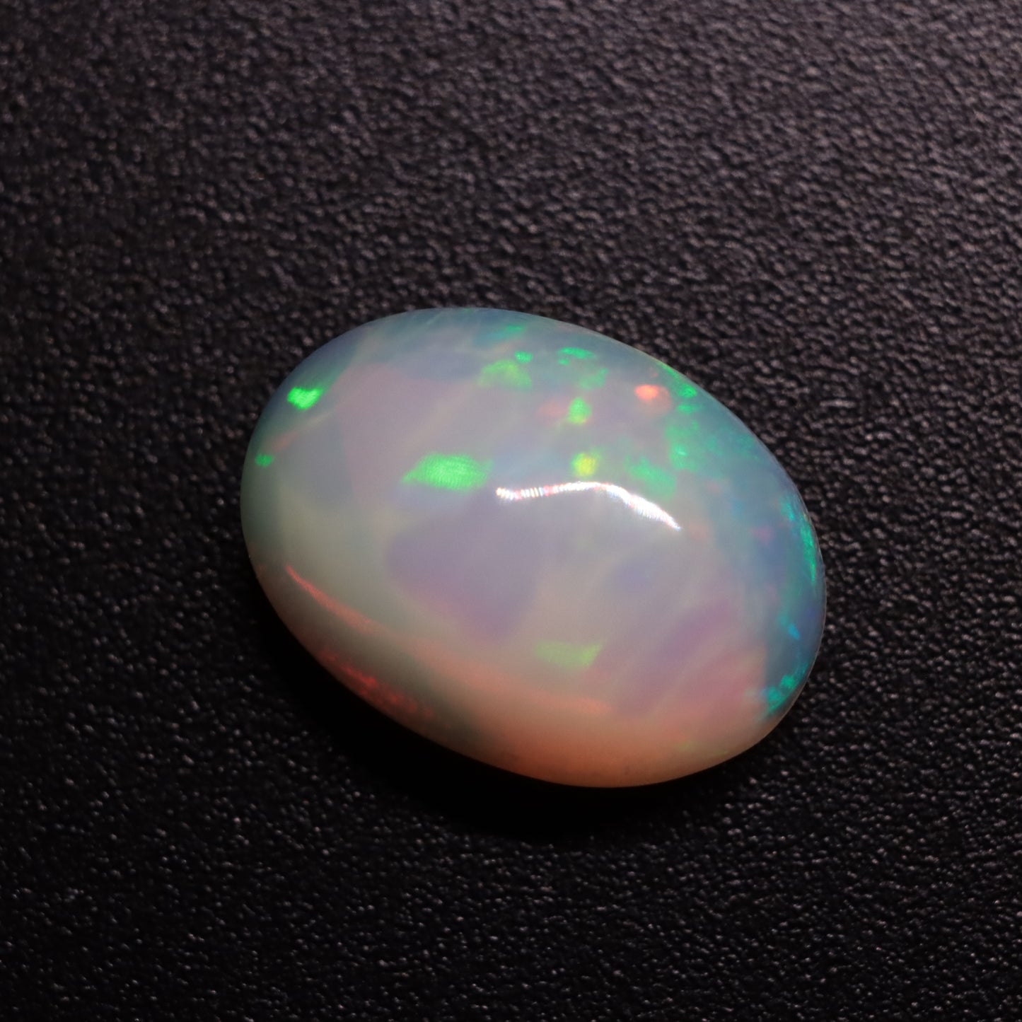 Cabochon White Opal 1.88ct