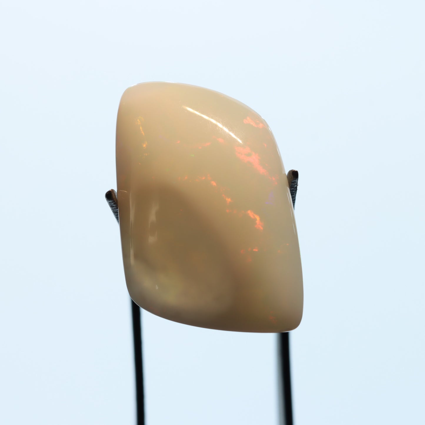 Cabochon White Opal 10.25ct