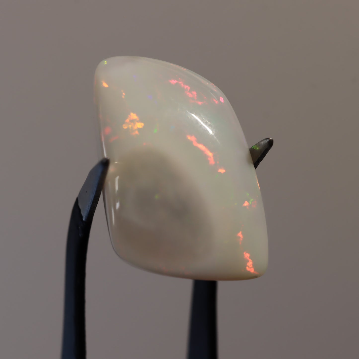 Cabochon White Opal 10.25ct