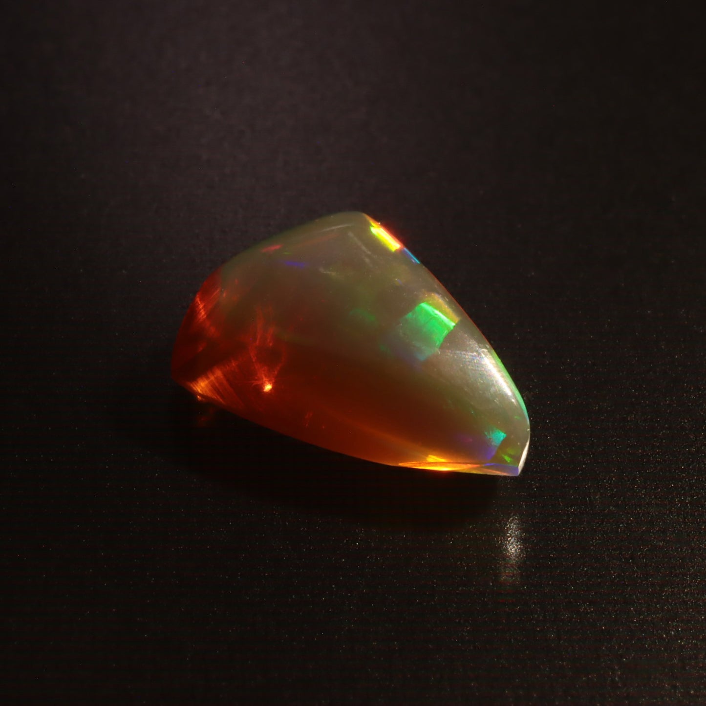 Triangle Black Opal 0.9ct