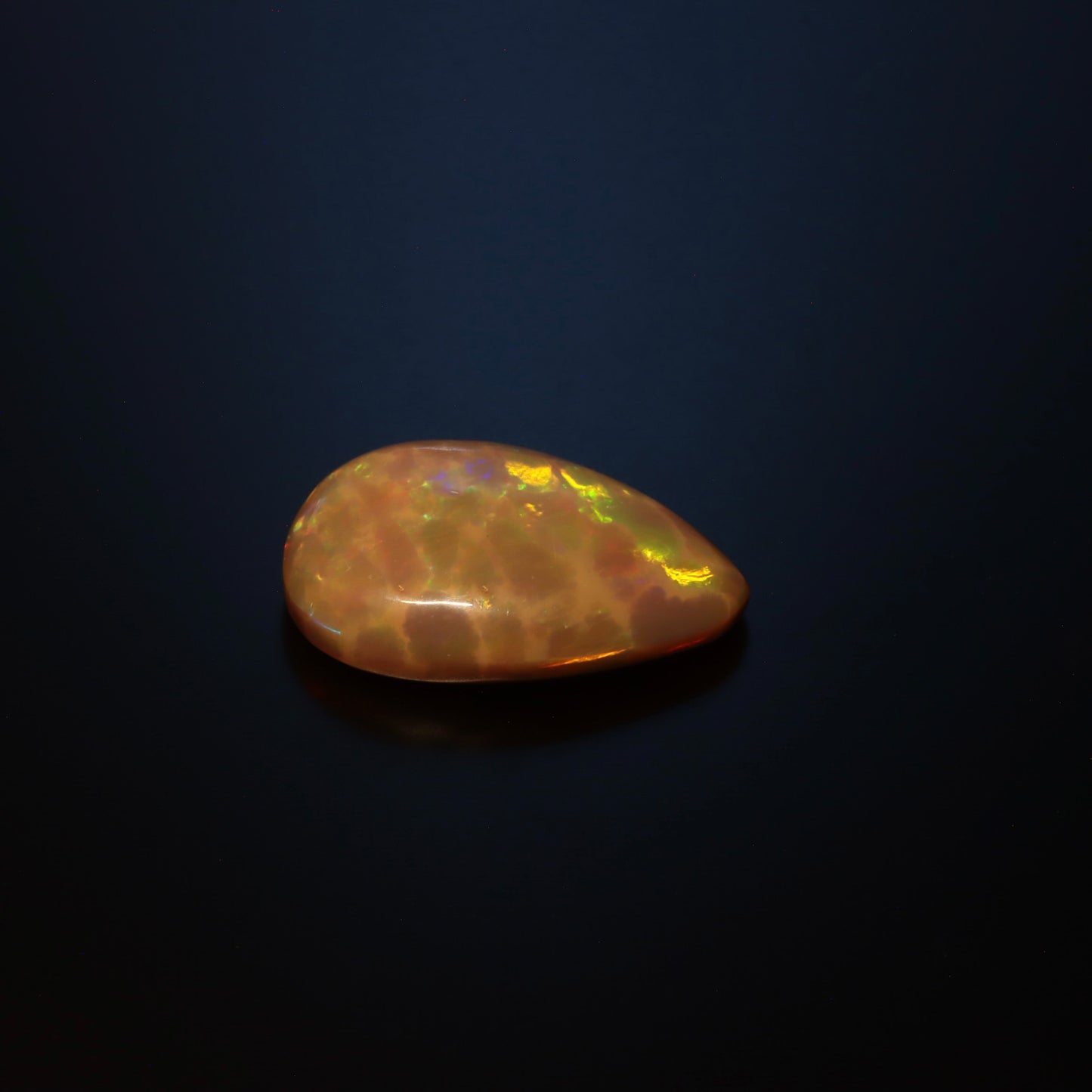 Cabochon Dark Opal 4.07ct