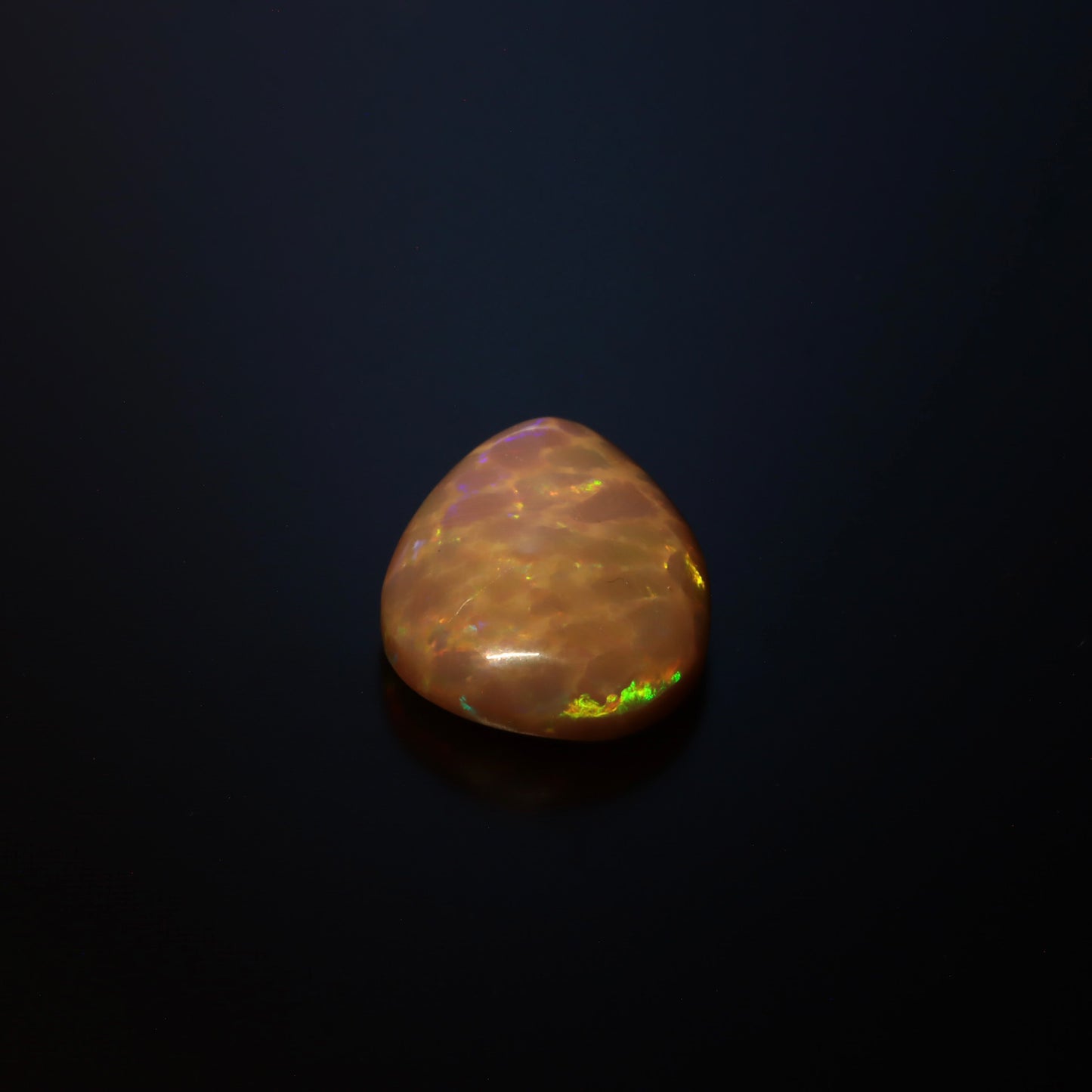 Cabochon Dark Opal 4.07ct