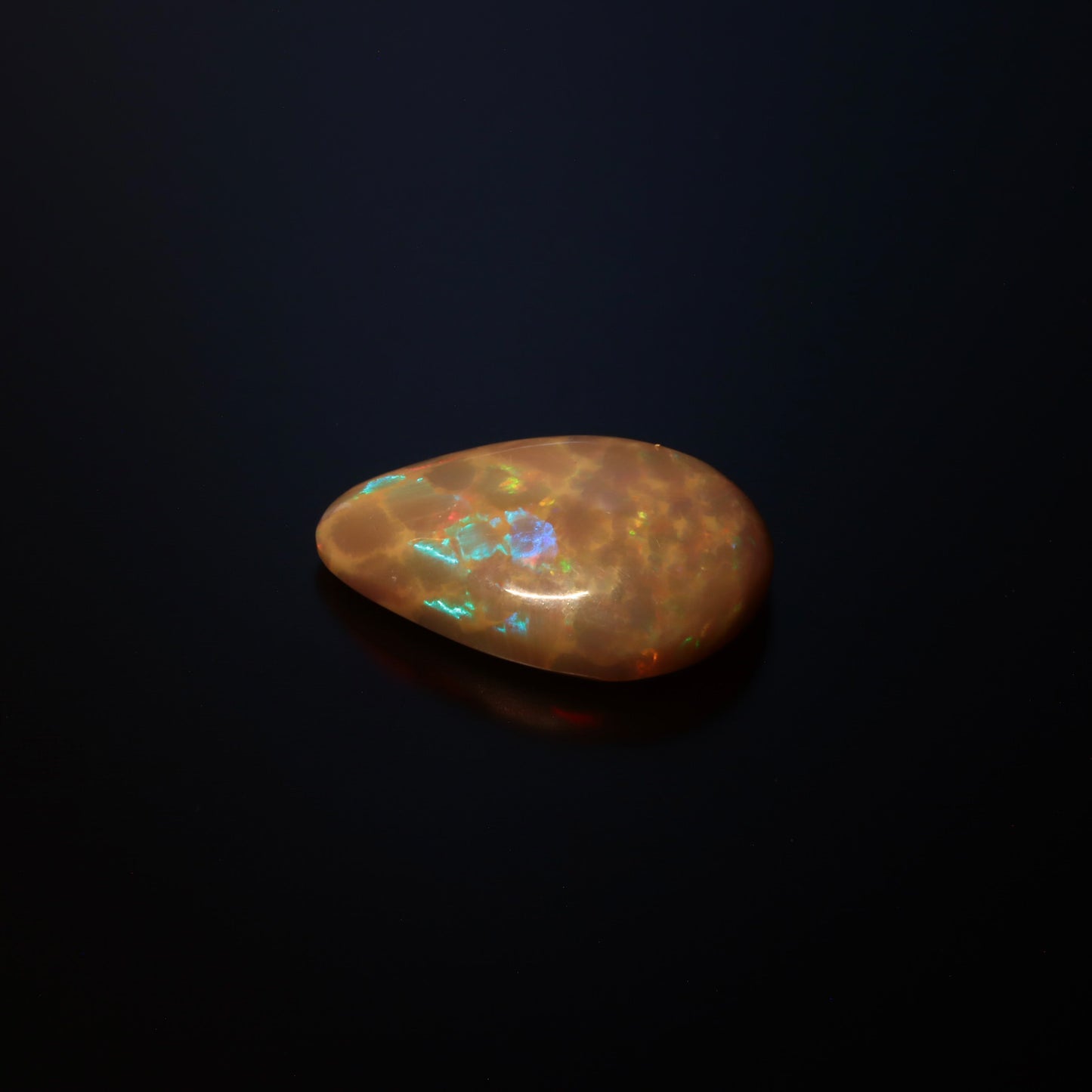 Cabochon Dark Opal 4.07ct