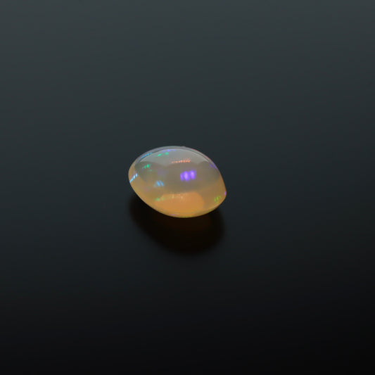 Cabochon Clear Opal 2.8ct