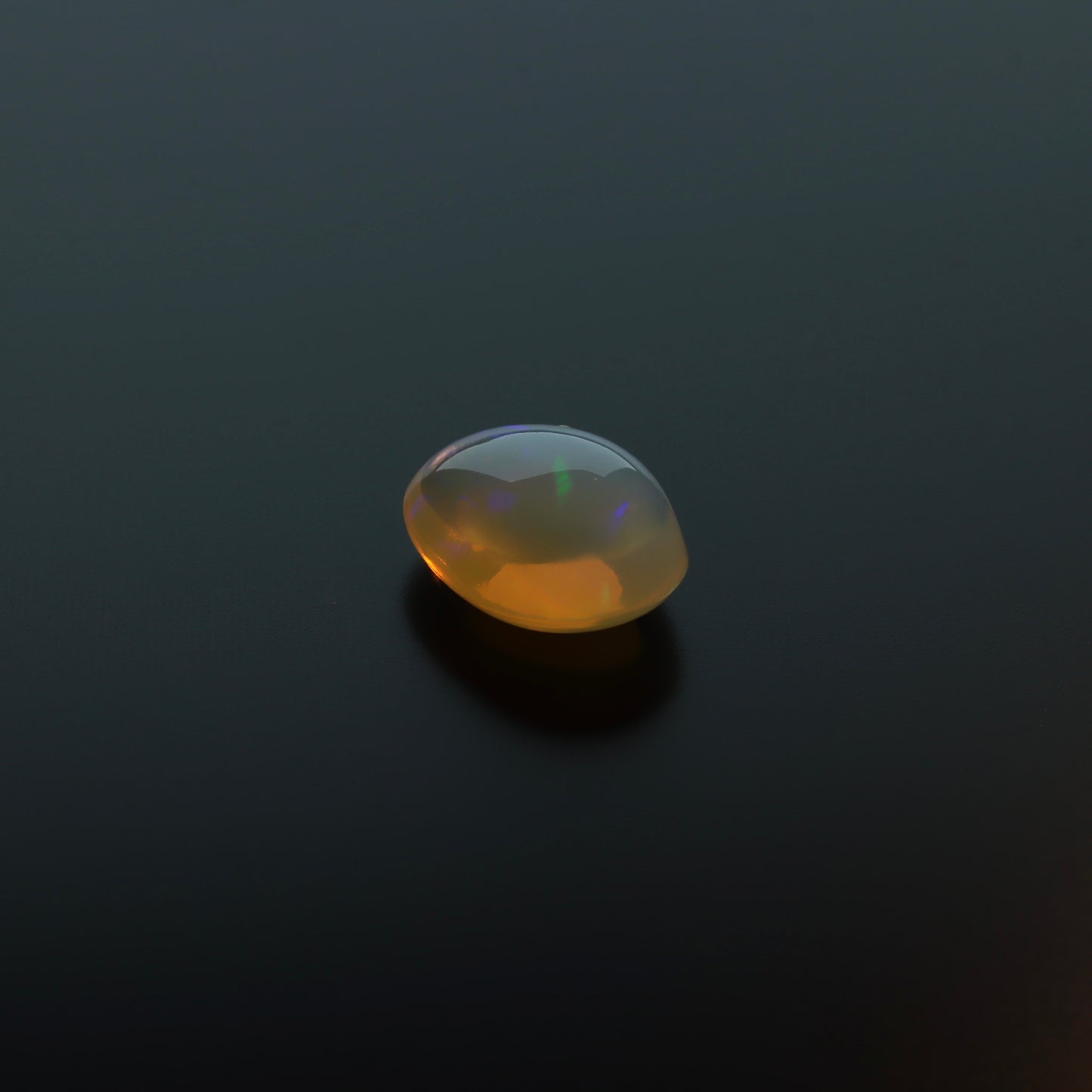 Cabochon Clear Opal 2.8ct