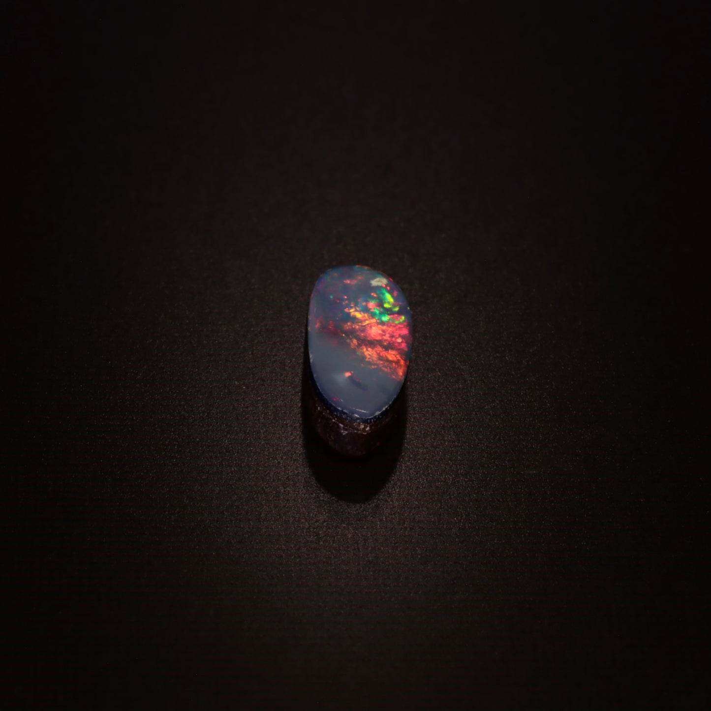 Oval Black Triplet Opal 0.44ct