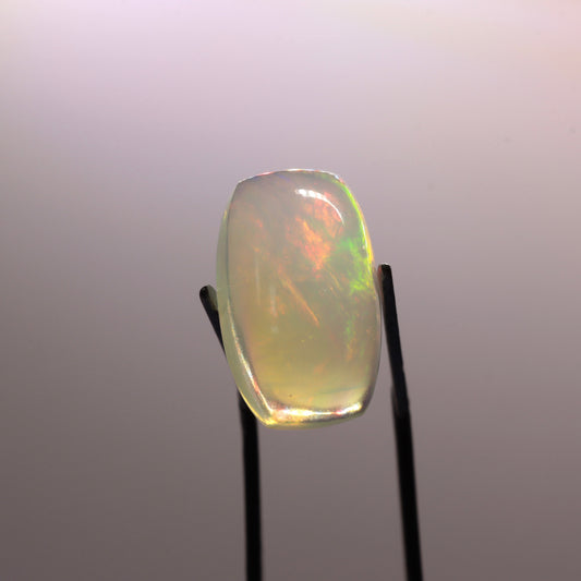 Cabochon White Opal 3.81ct