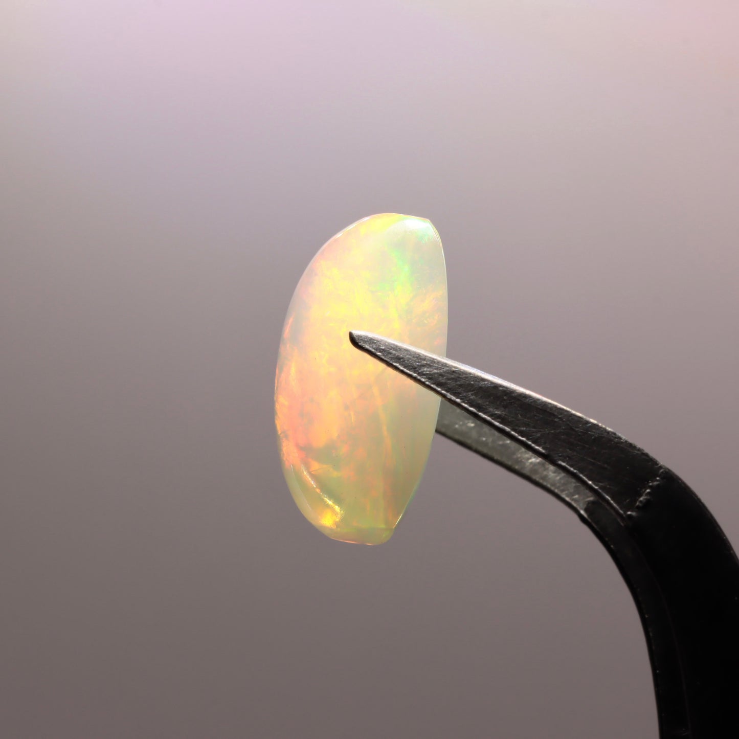 Cabochon White Opal 3.81ct