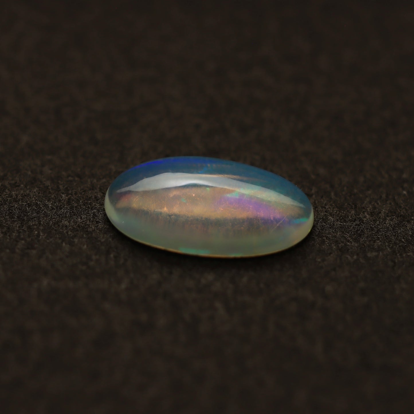 Cabochon White Opal 1.4ct
