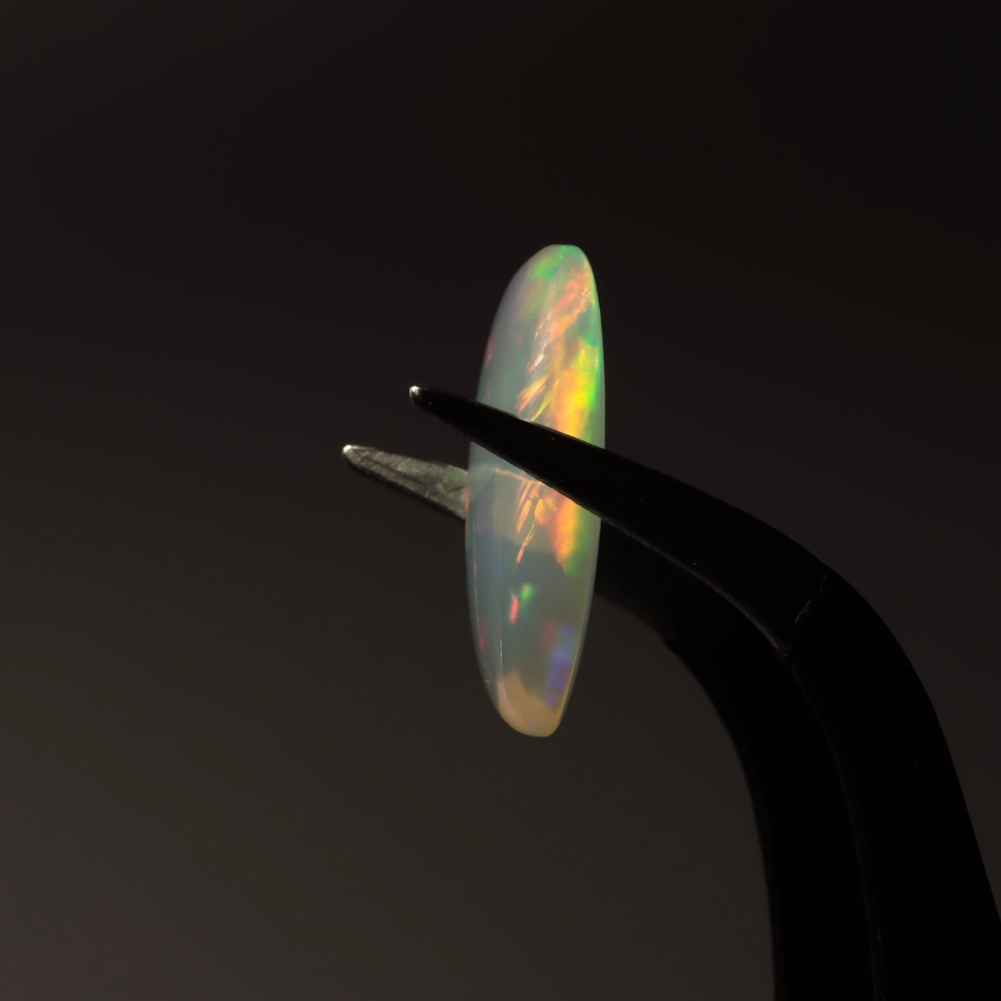 Cabochon White Opal 1.78ct