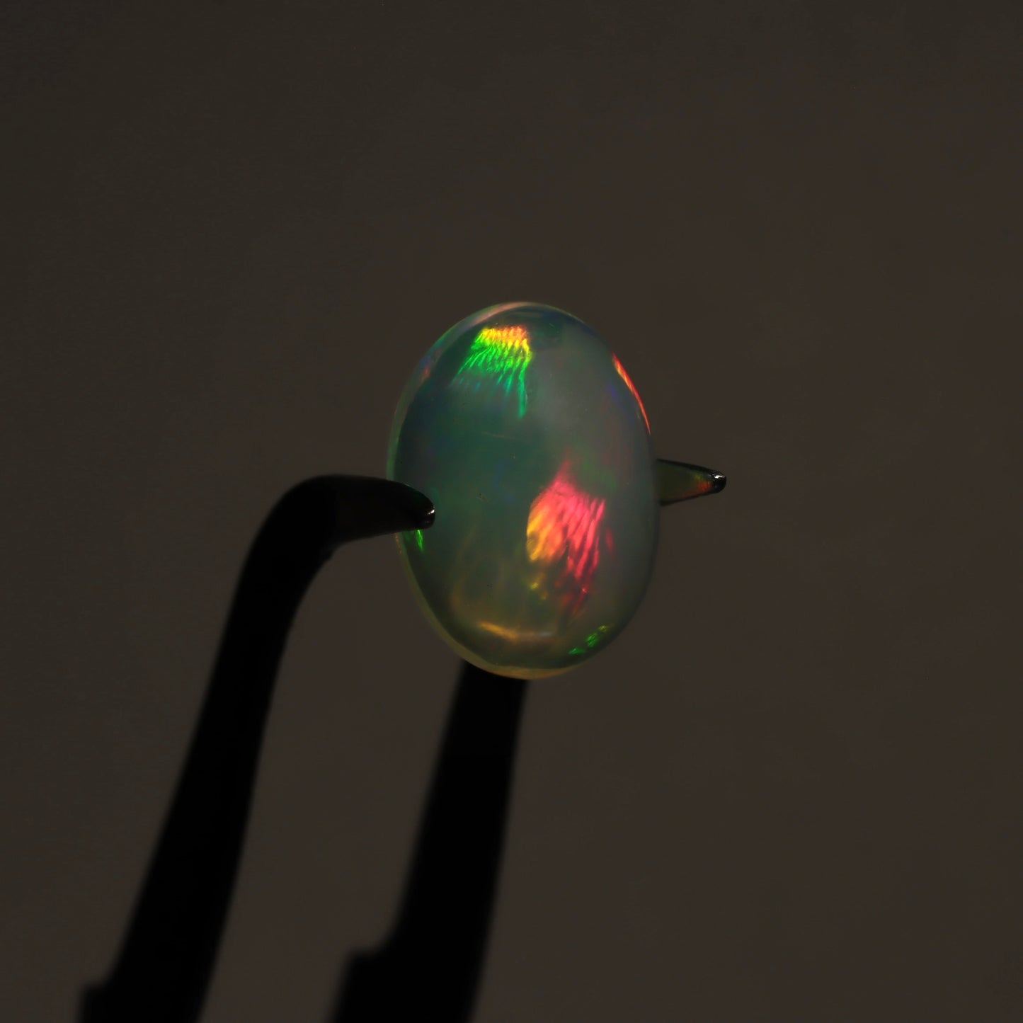 Cabochon White Opal 2.97ct