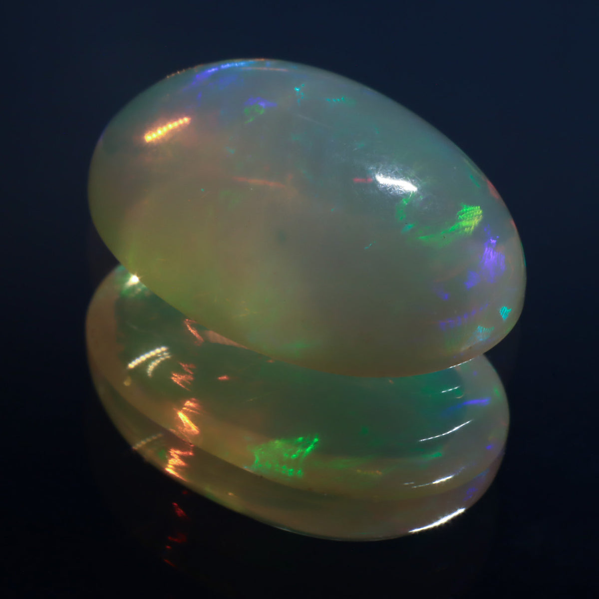 Cabochon White Opal 3.42ct
