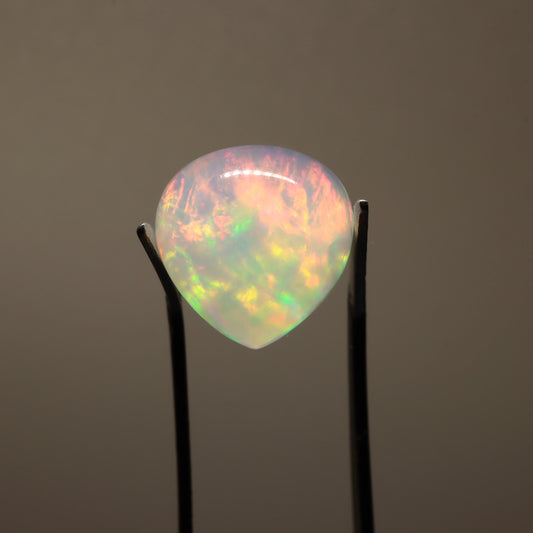 Cabochon White Opal 5.65ct