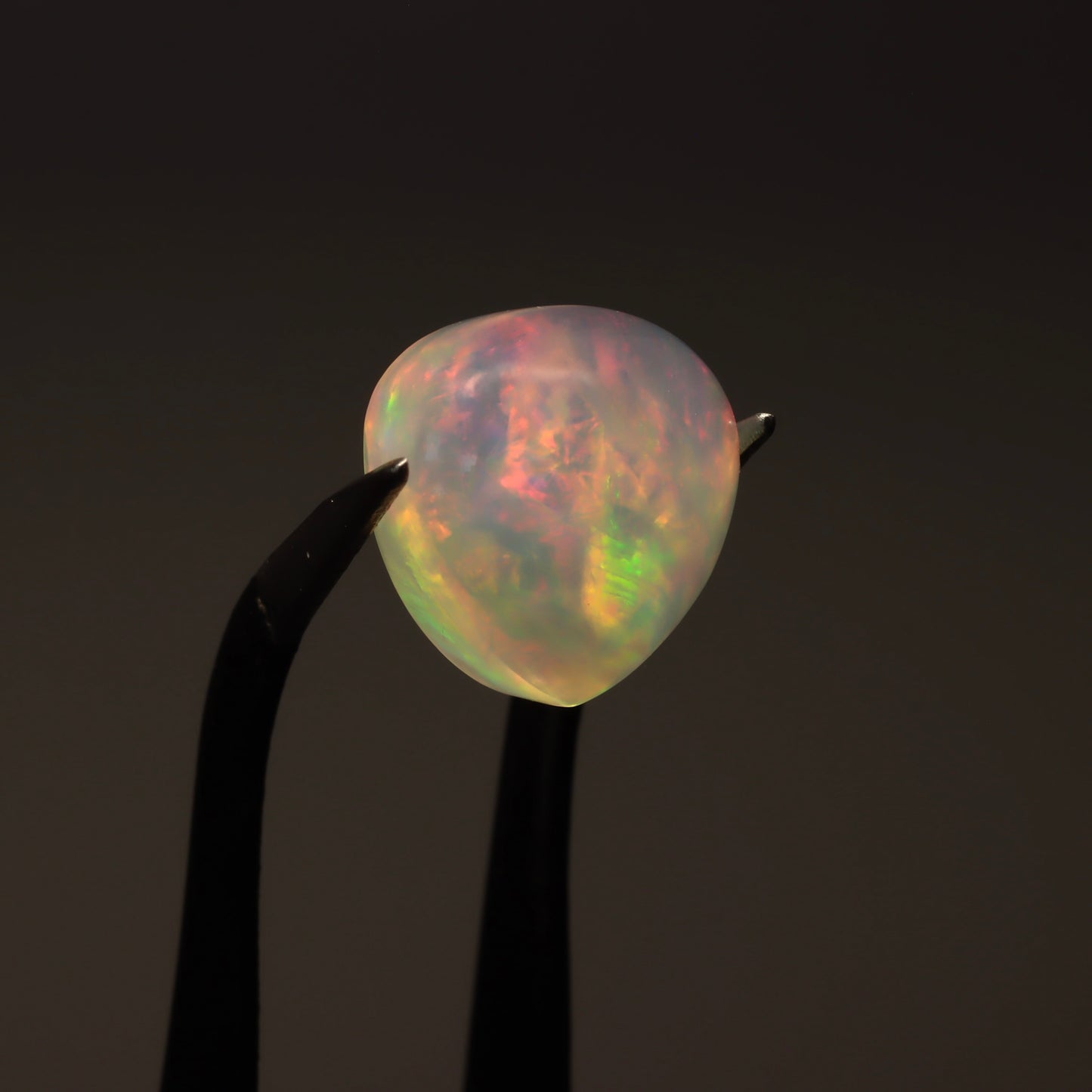 Cabochon White Opal 5.65ct
