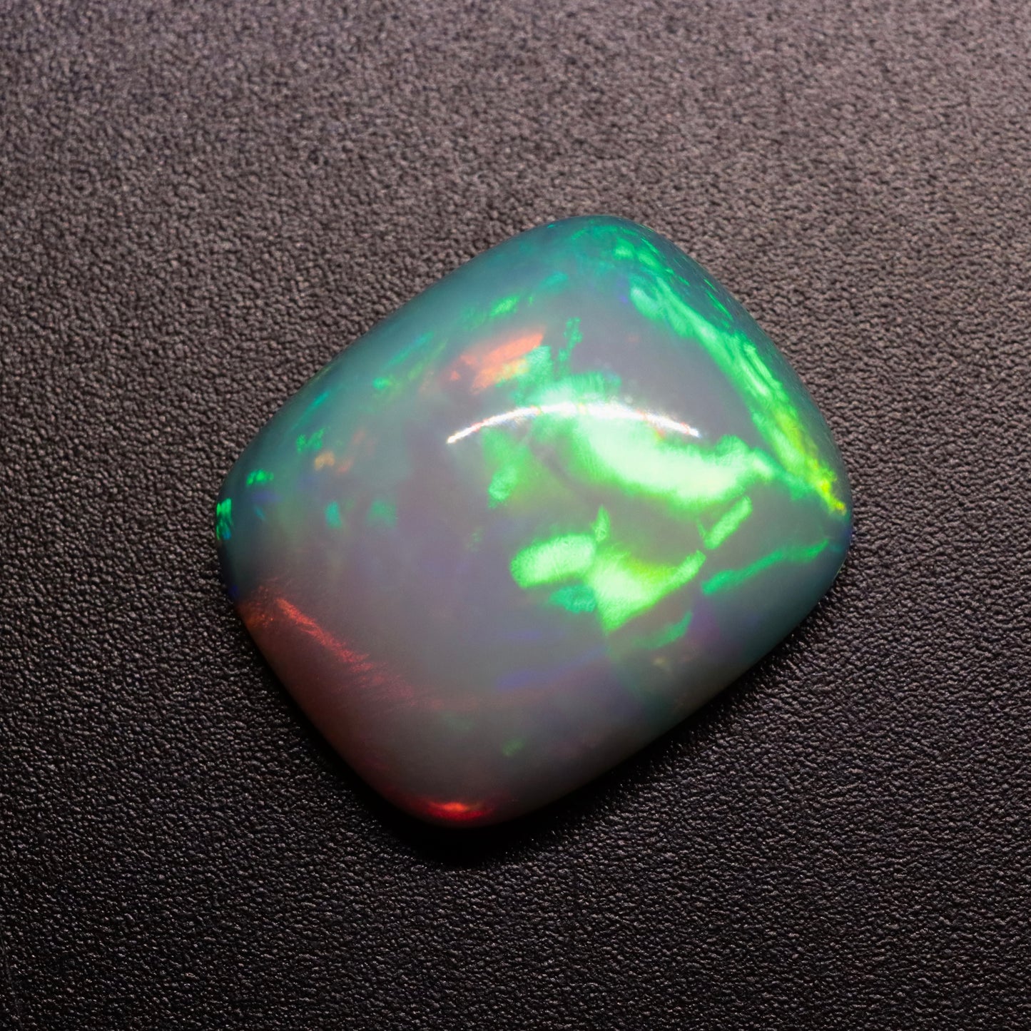 Cushion White Opal 6.91ct