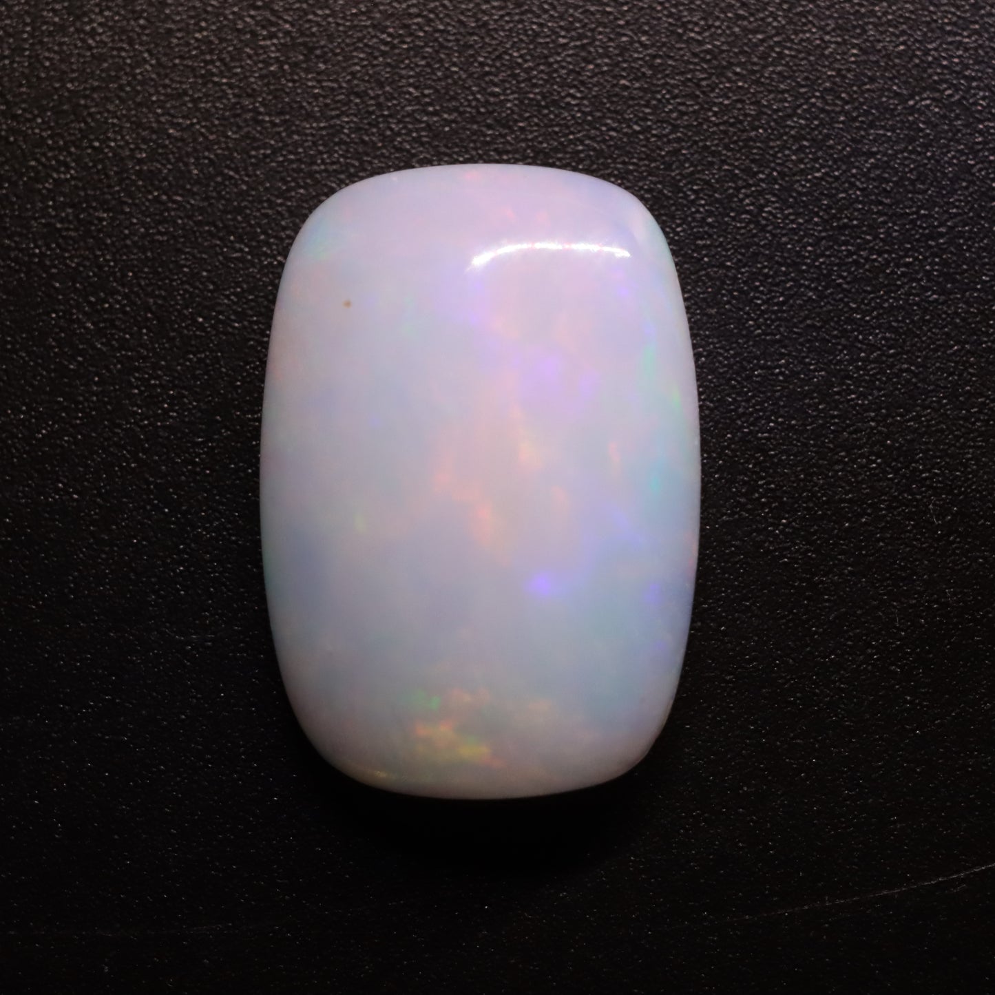 Cushion White Opal 7ct