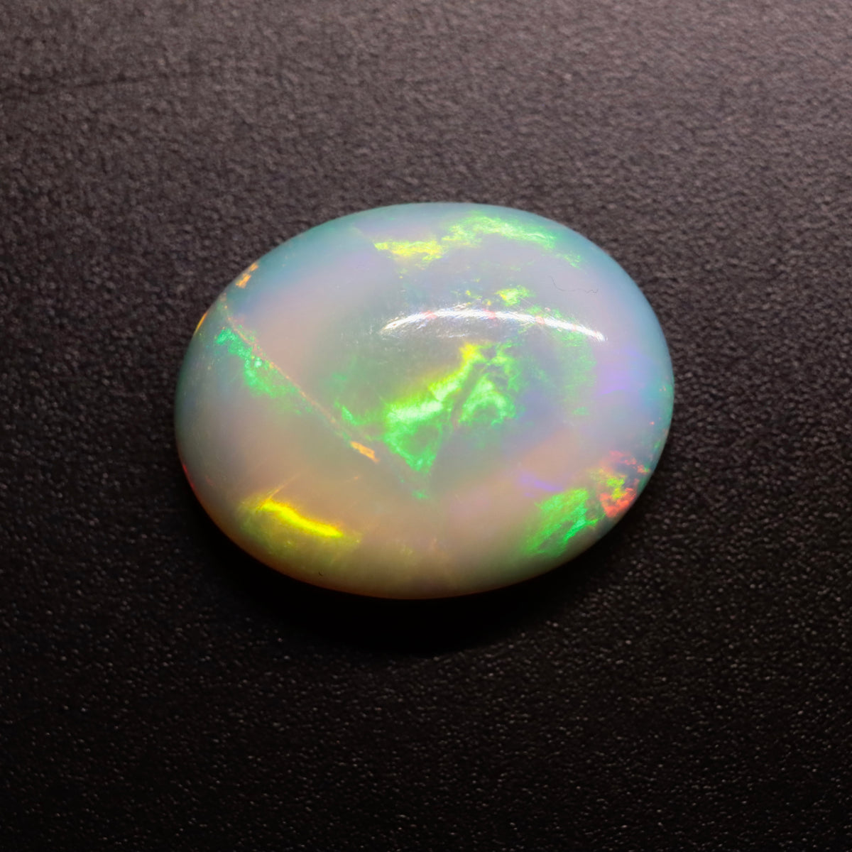 Cabochon White Opal 7.89ct