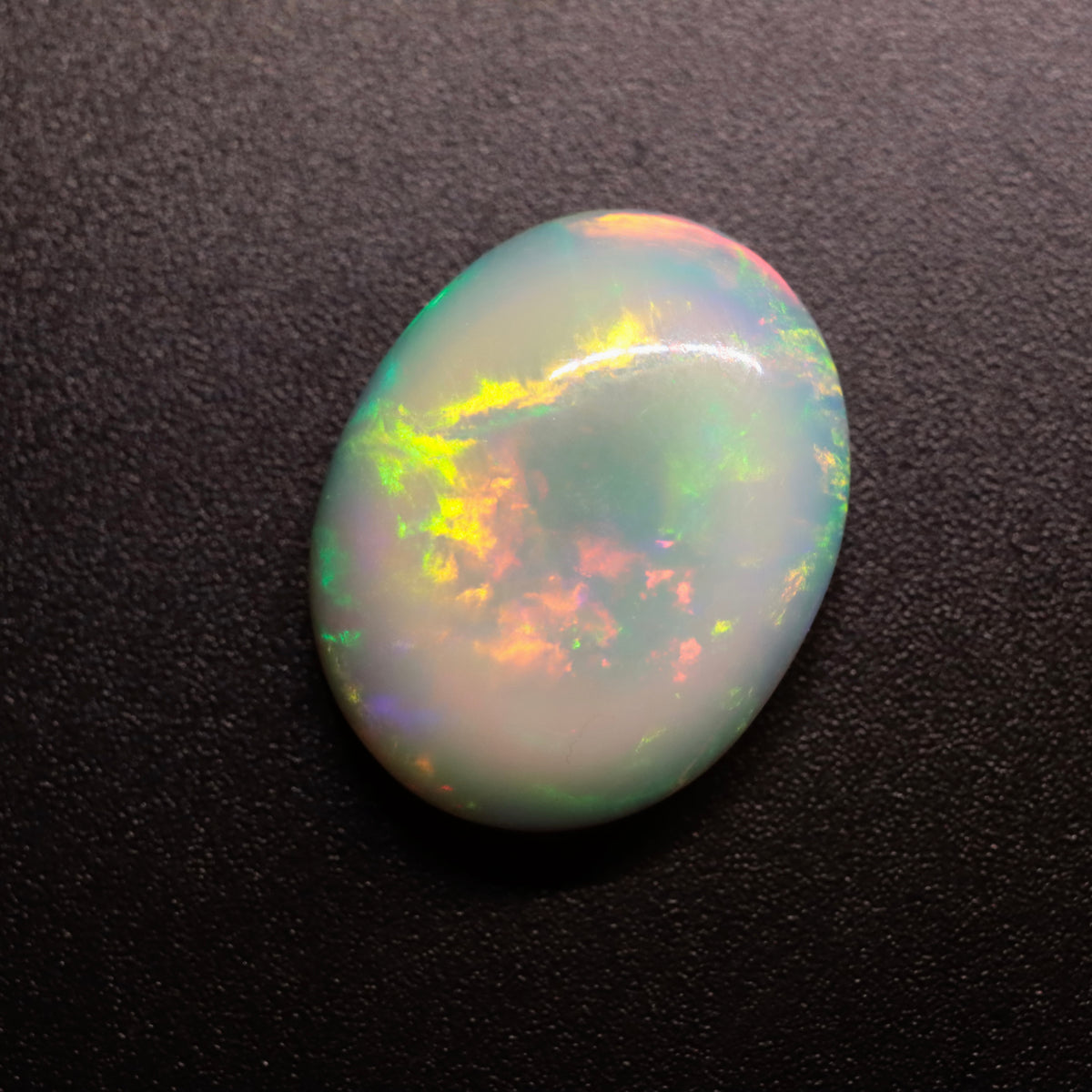 Cabochon White Opal 7.89ct