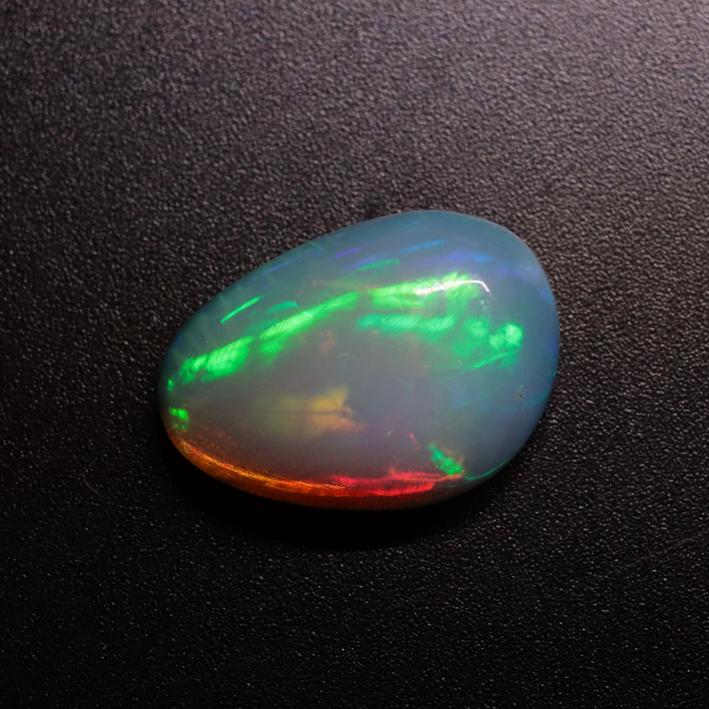 Cabochon White Opal 5.81ct