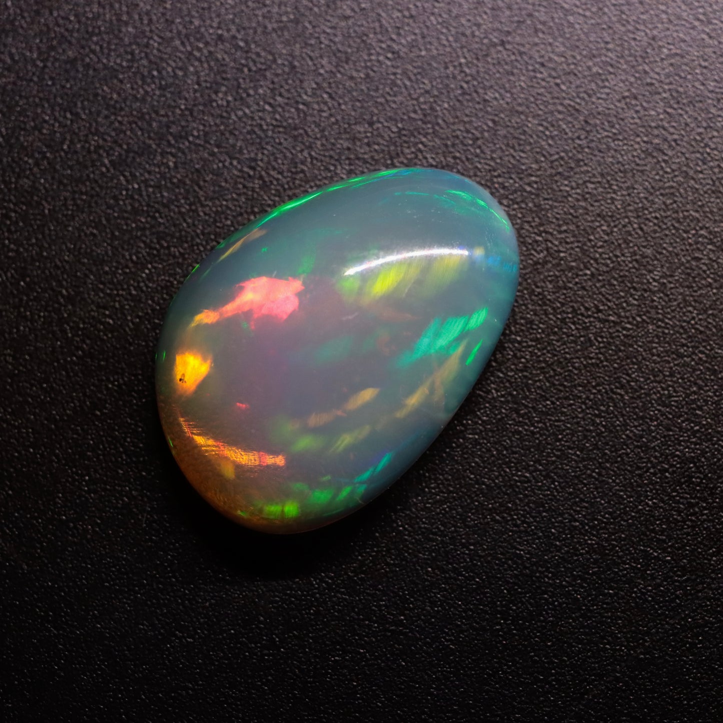 Cabochon White Opal 5.81ct