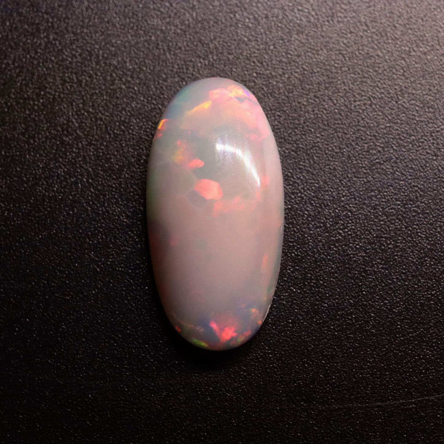 Cabochon White Opal 4.05ct