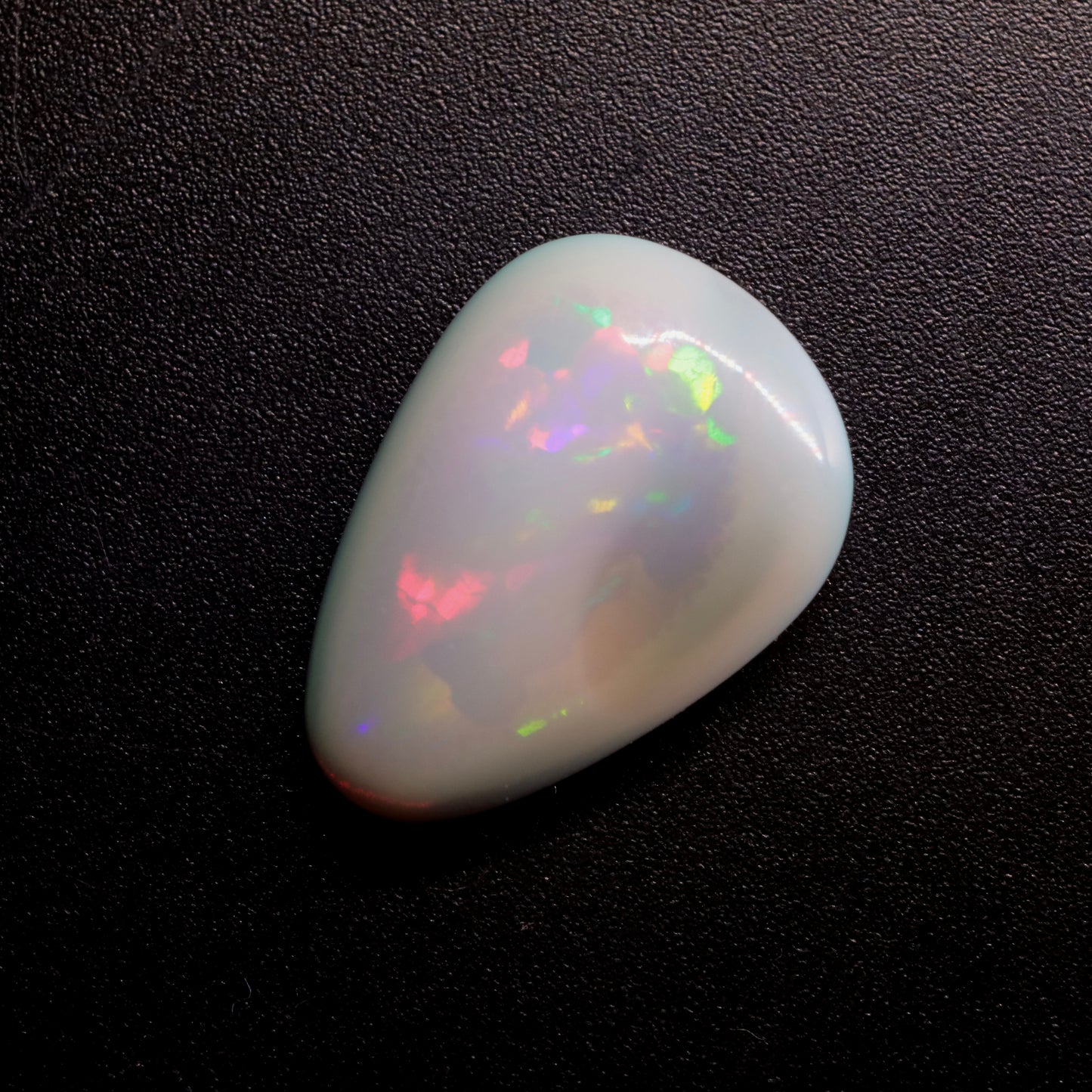 Cabochon White Opal 4.5ct