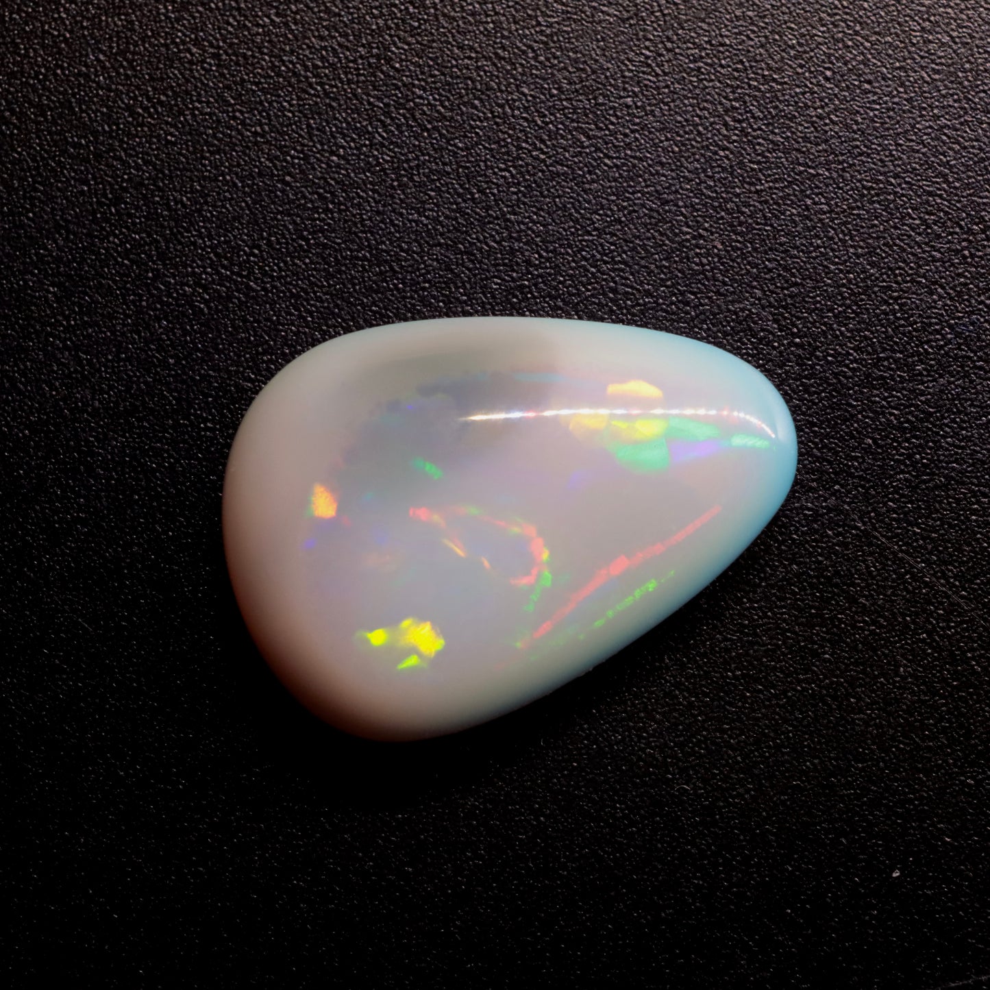 Cabochon White Opal 4.5ct