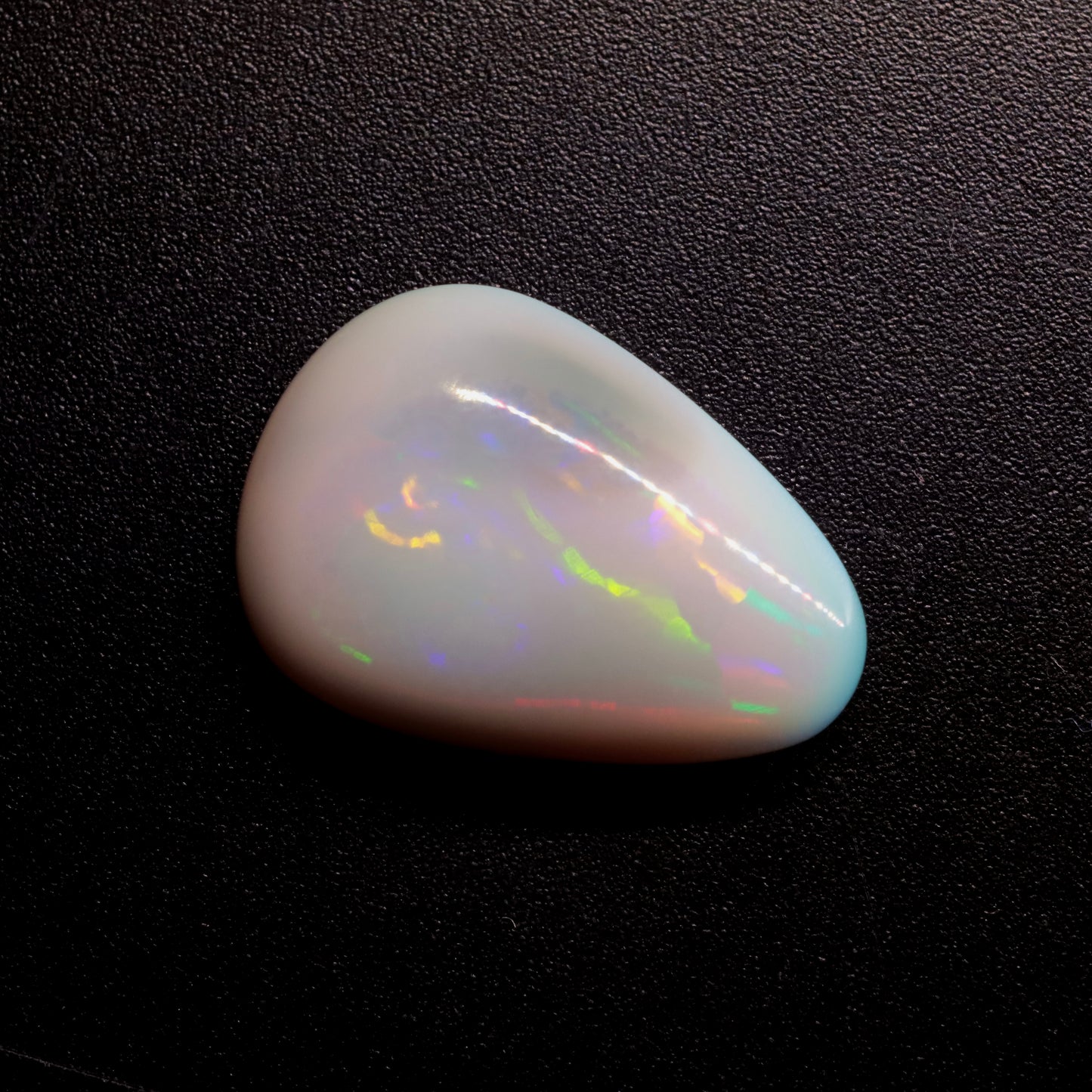 Cabochon White Opal 4.5ct