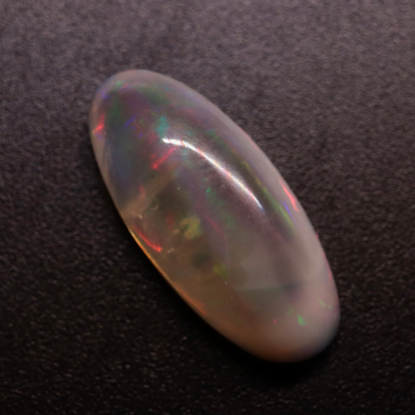 Cabochon White Opal 3.17ct