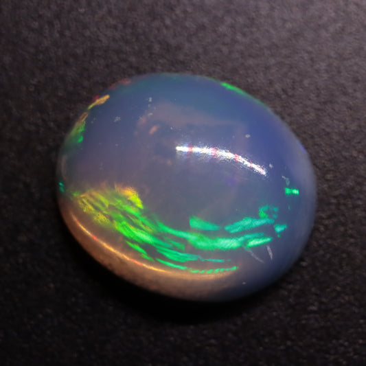 Cabochon White Opal 3.21ct