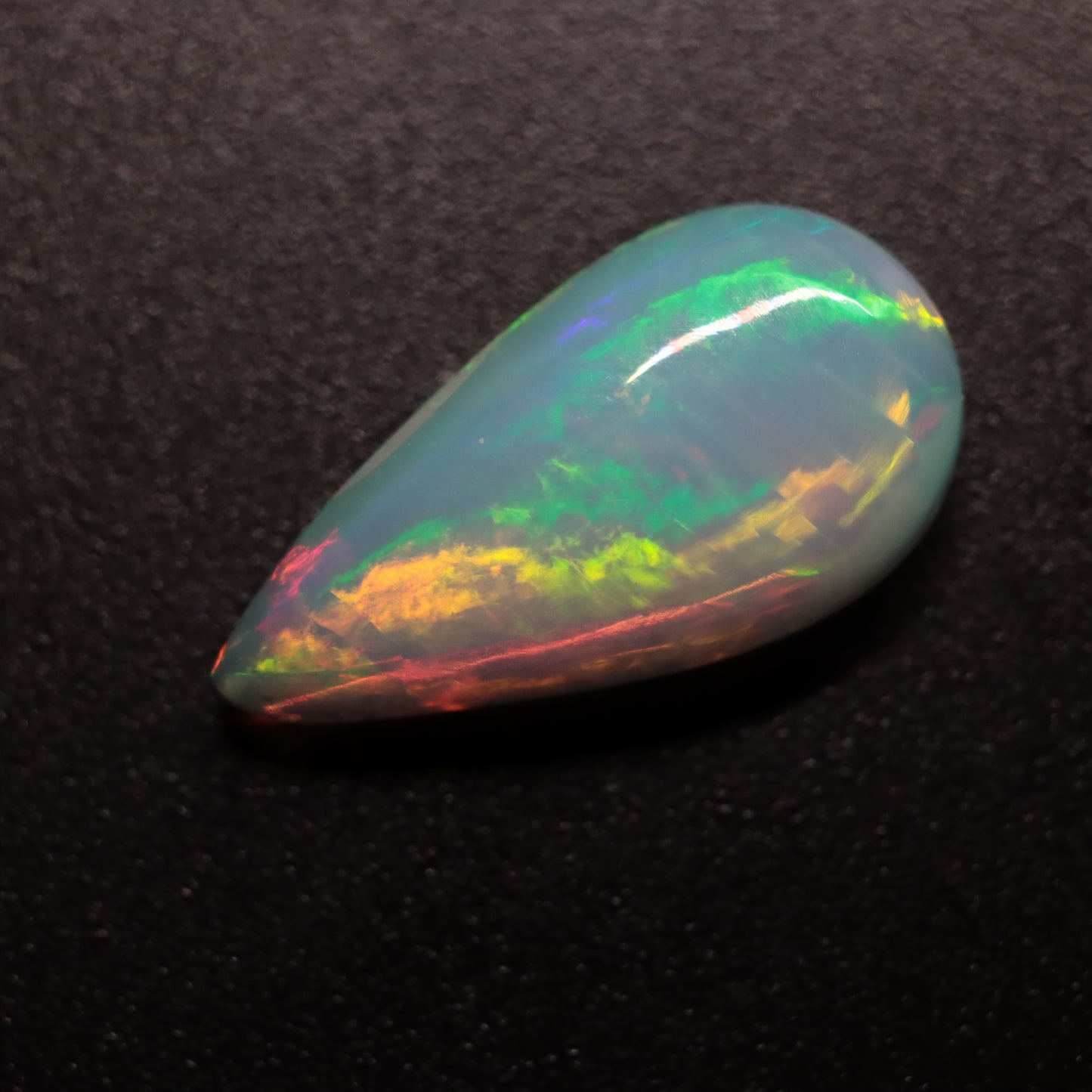 Pear White Opal 2.09ct