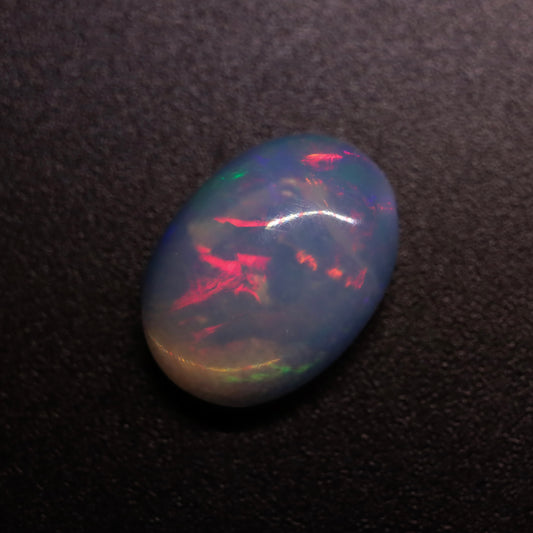 Cabochon White Opal 1.83ct