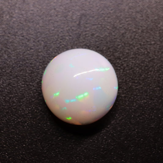 Round White Opal 1.9ct