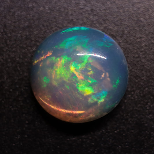 Round White Opal 2.31ct