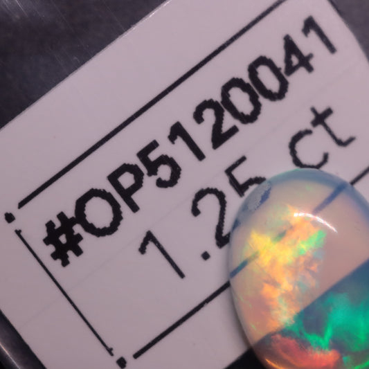 Cabochon White Opal 1.25ct