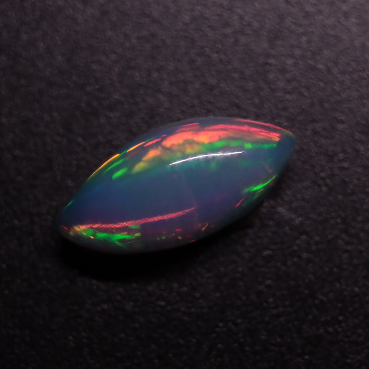 Cabochon White Opal 1.25ct