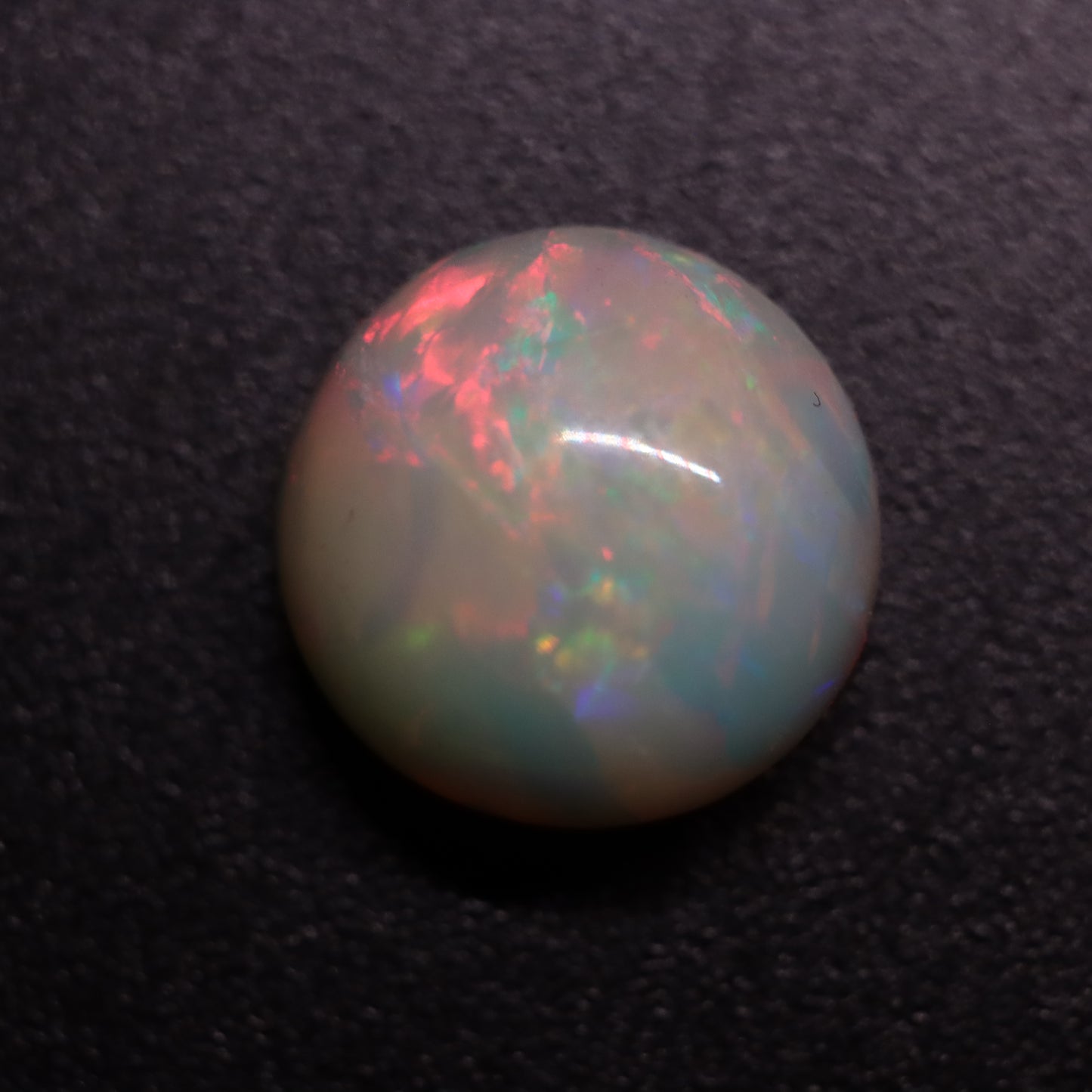 Round White Opal 1.28ct