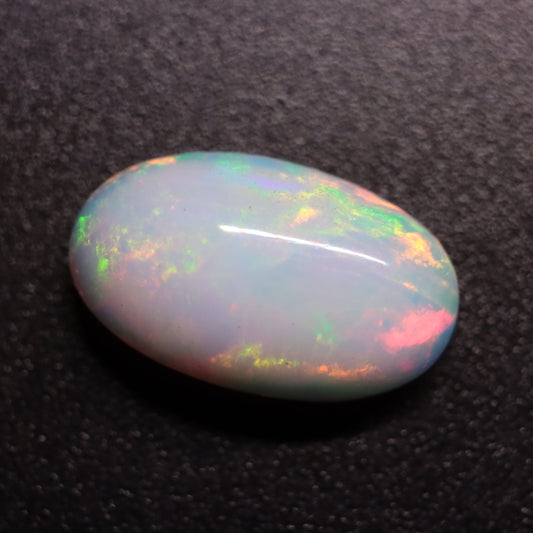 Cabochon White Opal 1.91ct