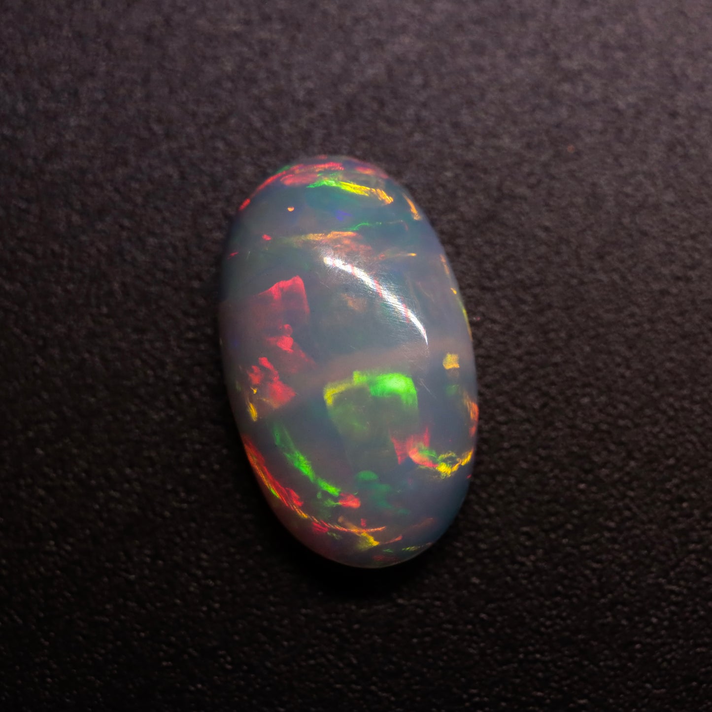 Cabochon White Opal 1.74ct
