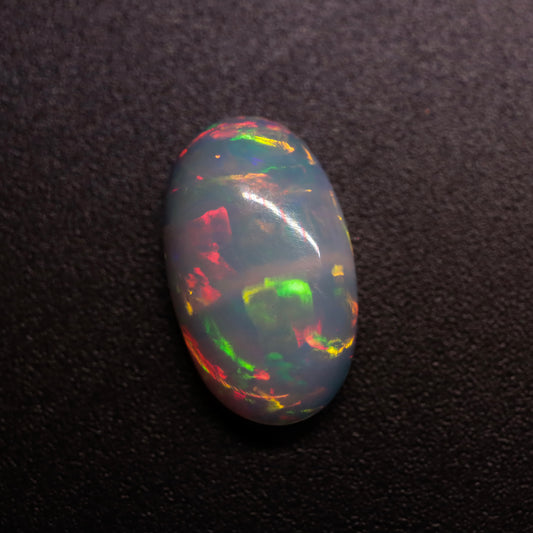 Cabochon White Opal 1.74ct