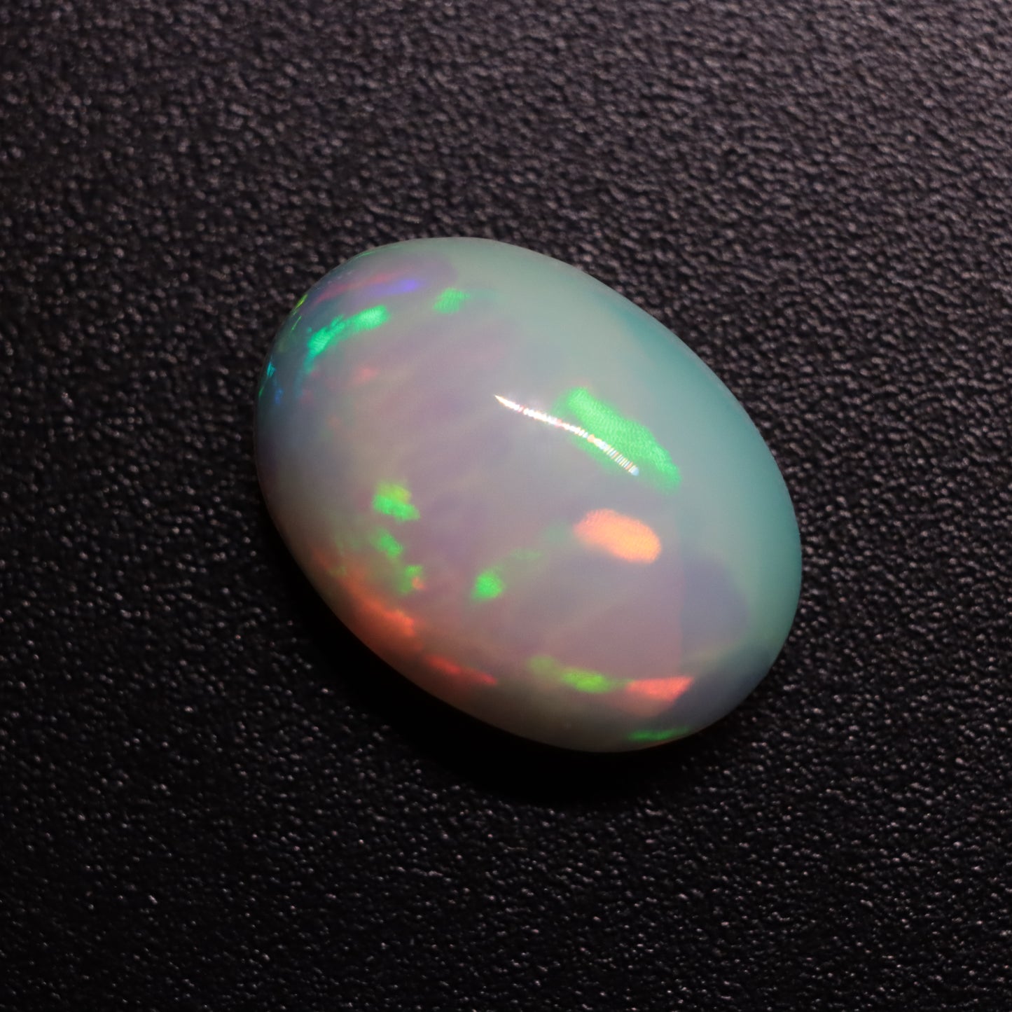Cabochon White Opal 1.88ct