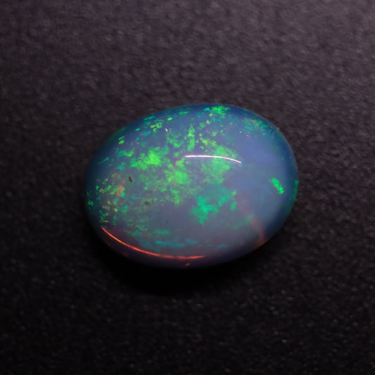 Cabochon White Opal 1.45ct