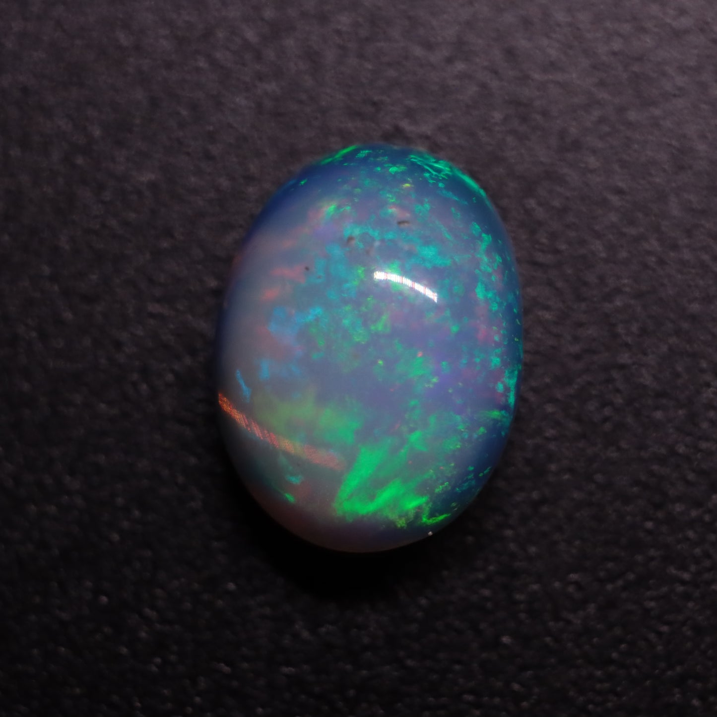 Cabochon White Opal 1.45ct