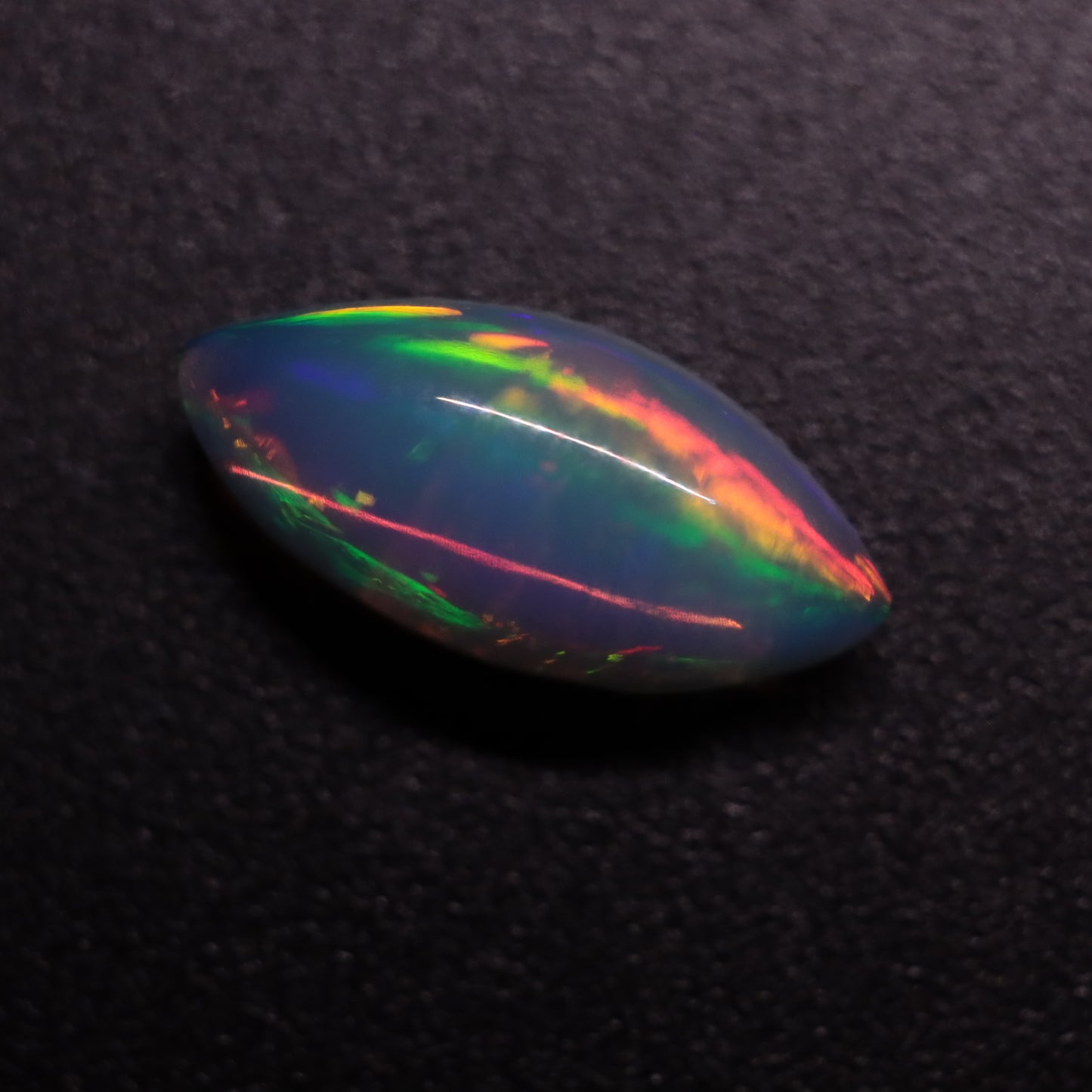 Cabochon White Opal 1.11ct