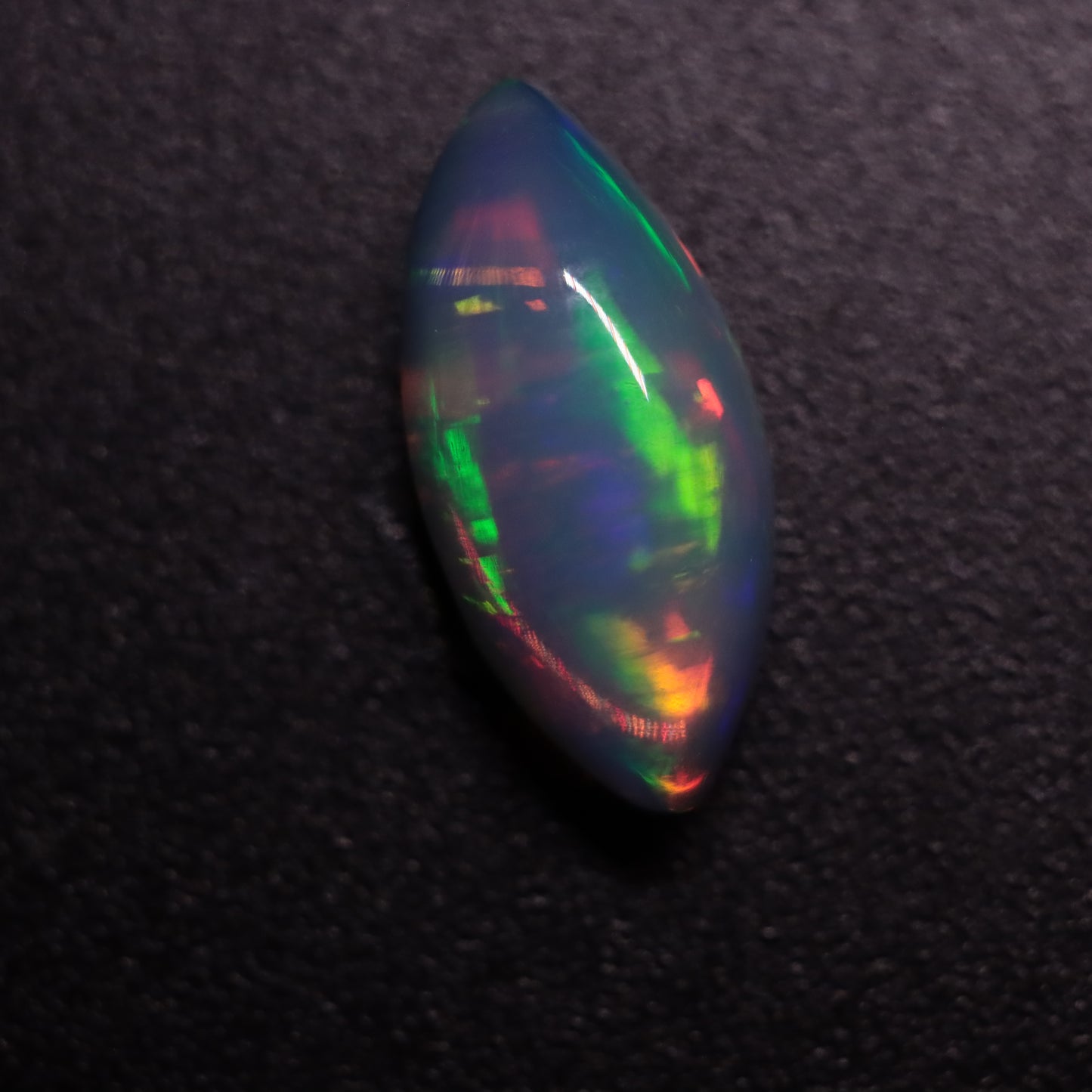 Cabochon White Opal 1.11ct