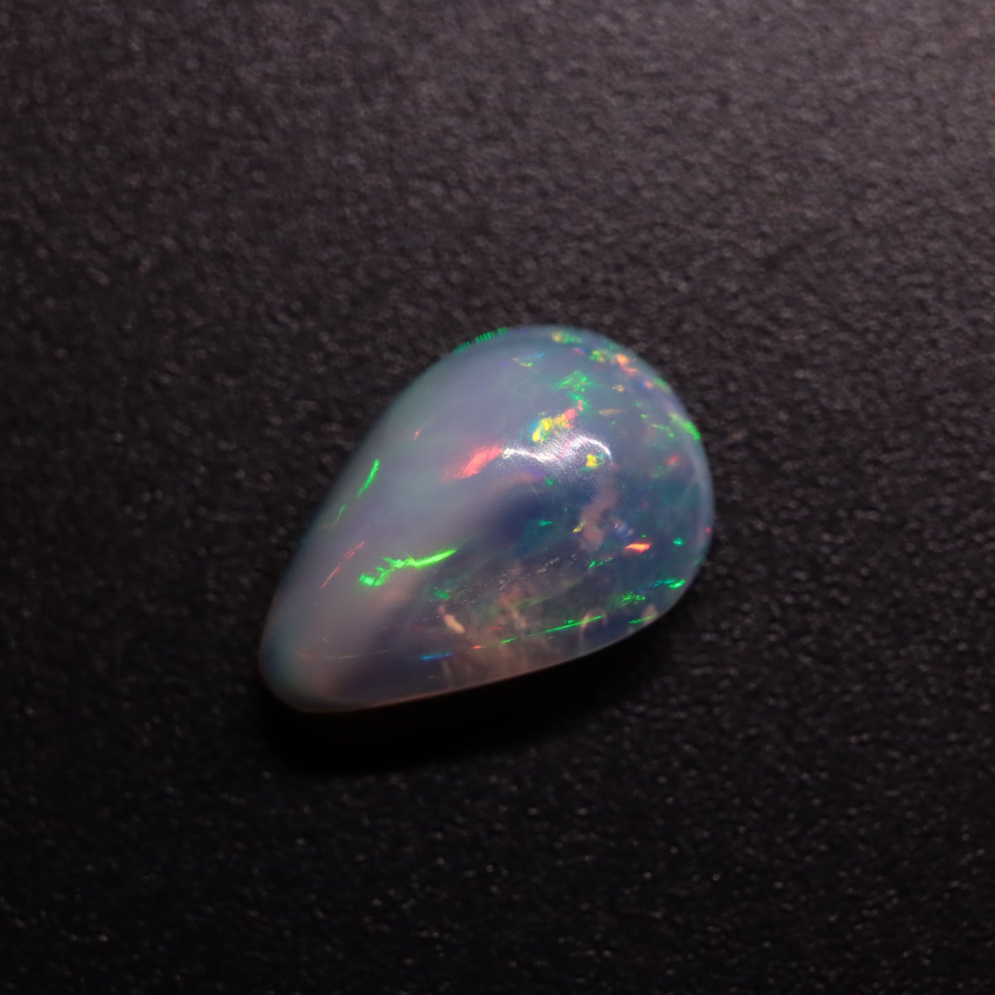 Cabochon White Opal 1.42ct