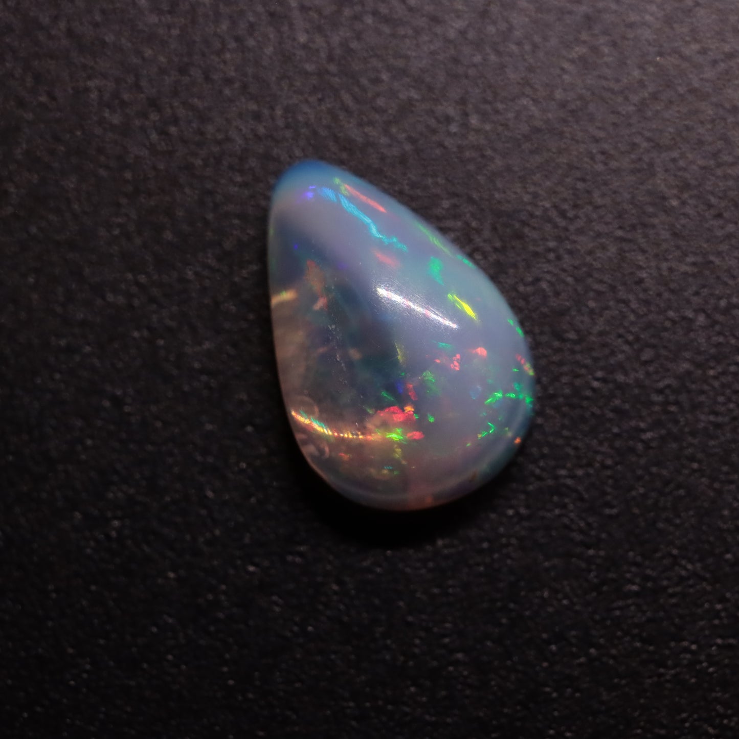 Cabochon White Opal 1.42ct