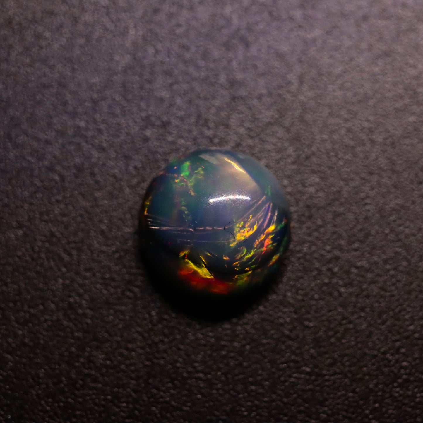 Round White Opal 1.07ct