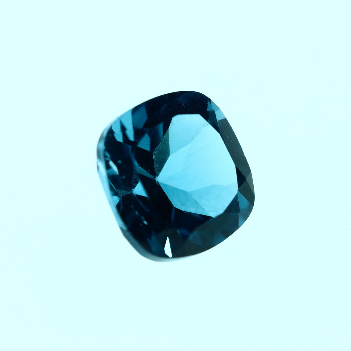 Cushion London Blue Topaz 2.69ct