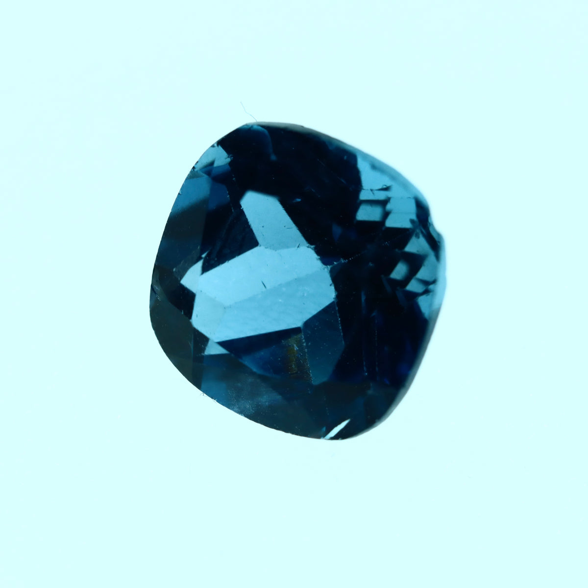 Cushion London Blue Topaz 2.8ct